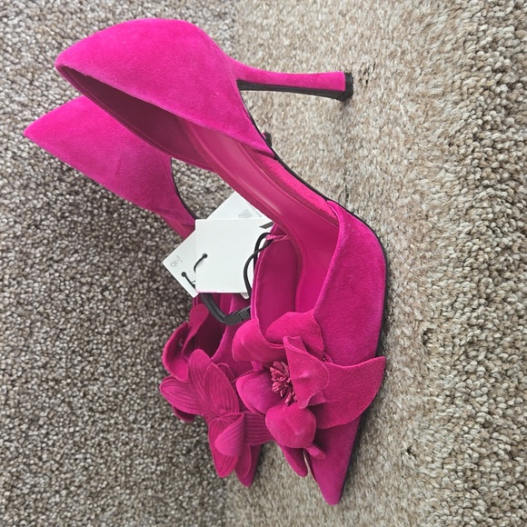 Zara Suede Pumps - Picture 5 of 5